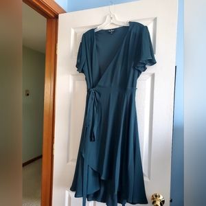 Lulus midi dark green wrap‎ dress size small